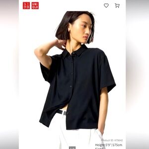 Uniqlo Women's Black Button Down Short Sleeve Shirt